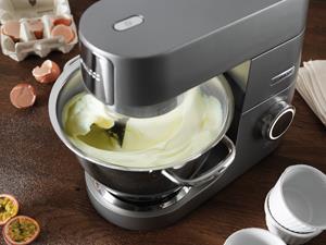 kenwood chef titanium stand mixer kvc7300s